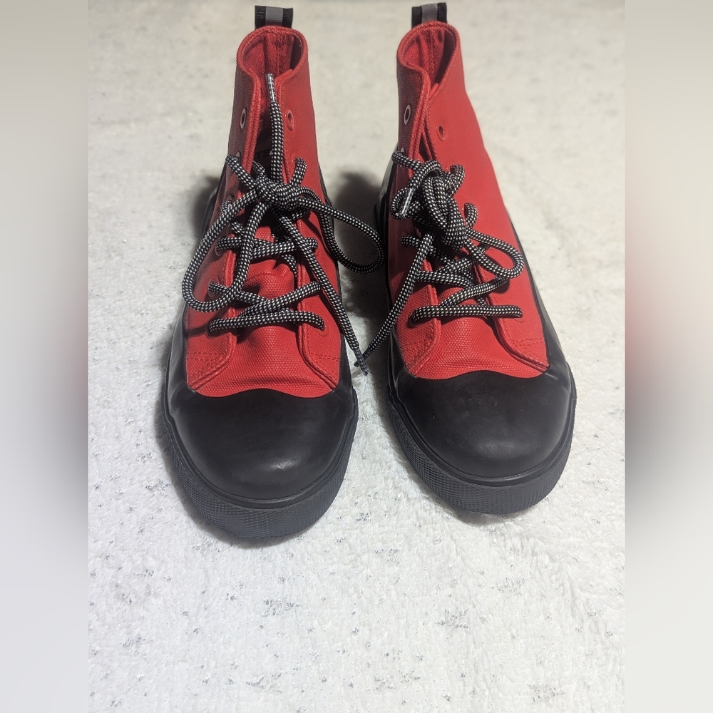 Hunter for Target Kids Red/Black Rain Sneaker Boots Lace-Up | Size 4